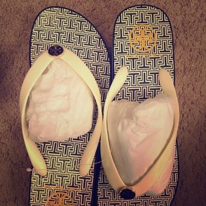 Tory Burch wedge flip flop